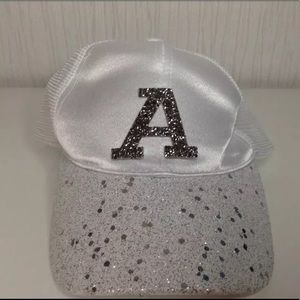 Meet your Posher, Thedoll